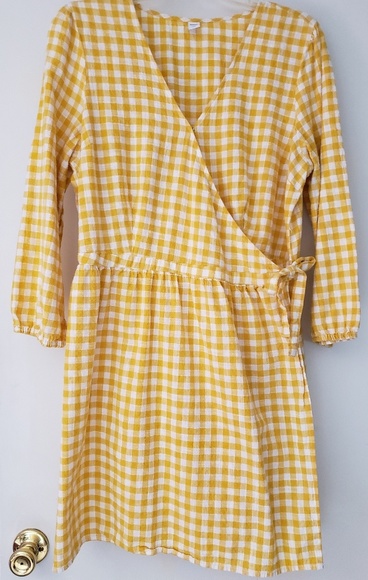 old navy gingham wrap dress